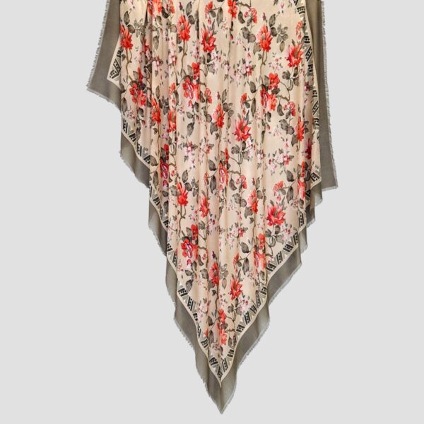 SCIARPA PERLA "FIORI ROSSI"