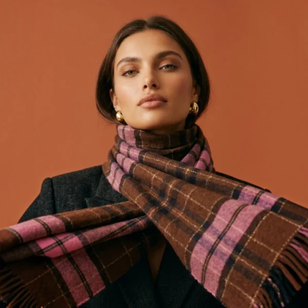 SCIARPA WITTA PINK-BROWN (Contenuto AI)